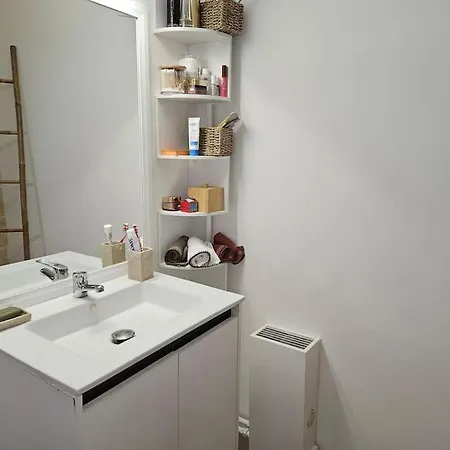 Apartment Hauteur D'antibes 3 Pieces Vue Et Montagne Antibes