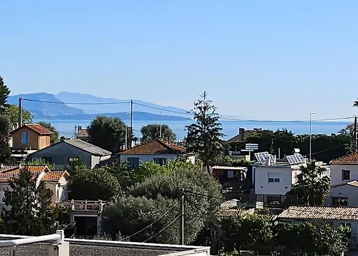 Hauteur D'antibes 3 Pieces Vue Et Montagne Calanques
